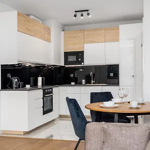 1 Sierpnia Street Апартаменты