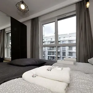 apartament-zablocie-riverside-wawelofts.krakowhotelspoland.com/