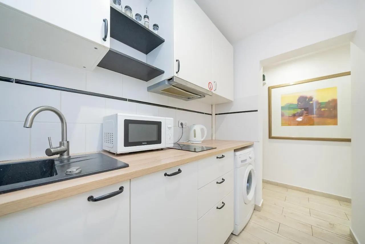 Unit Rooms Warszawa By Metro Rondo Onz Short Rent Idealne Pokoje Na Nocleg W Warszawie Апартаменты Варшава