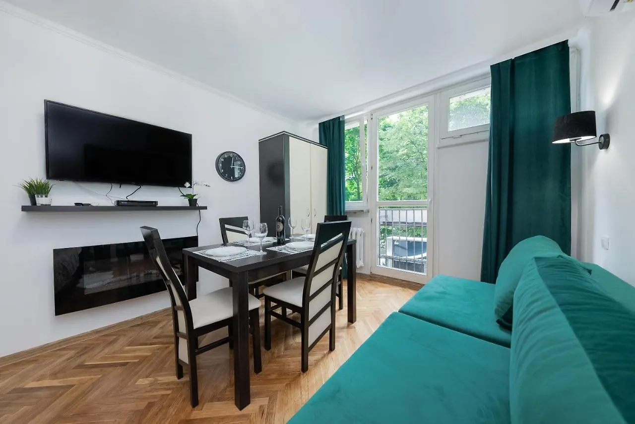 Unit Rooms Warszawa By Metro Rondo Onz Short Rent Idealne Pokoje Na Nocleg W Warszawie 0*, Варшава Польша