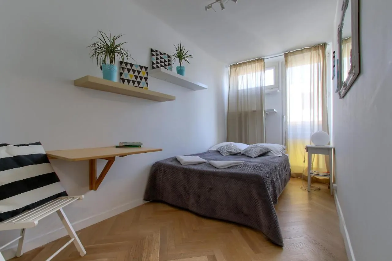 Апартаменты Unit Rooms Warszawa By Metro Rondo Onz Short Rent Idealne Pokoje Na Nocleg W Warszawie Польша