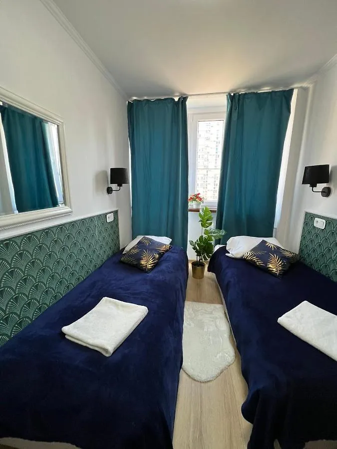 Unit Rooms Warszawa By Metro Rondo Onz Short Rent Idealne Pokoje Na Nocleg W Warszawie Варшава